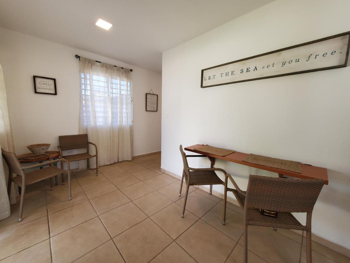 Aguadilla Waves Apt Free Parking & Wifi 8 Minute Walk From Crashboat Beach Eksteriør billede